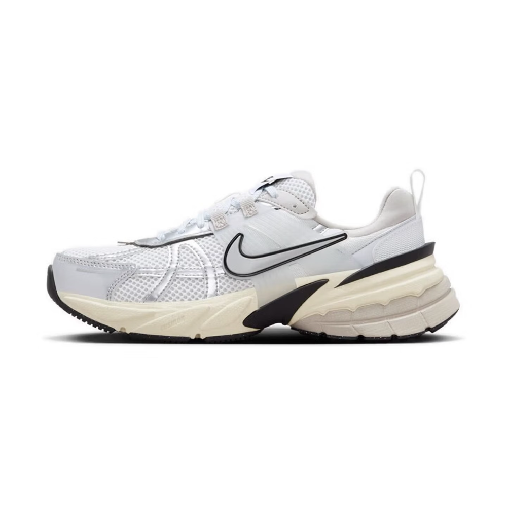 Nike V2K RUN Women's Retro-Ins - огляд і ціна Women Shoes Running Nike