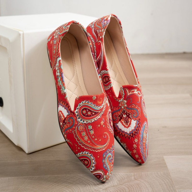 New Autumn Women's Shoes Casua - огляд і ціна Women'S Shoes Clogs