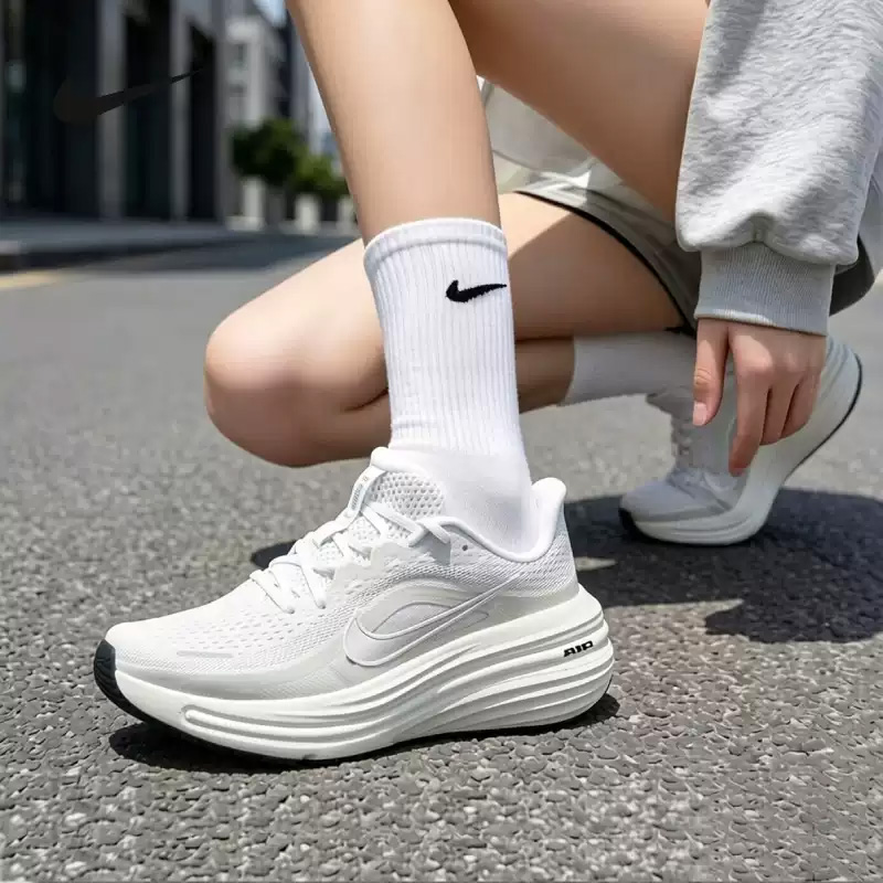 Nike Women's Summer New Model  - огляд і ціна Women Shoes Running Nike